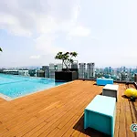 Skypool With Klcc View - Kl Sentral Riveria City Suite Near Kl City Centre Klcc